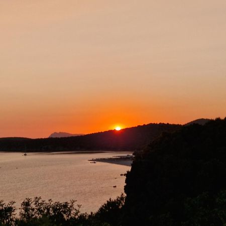 B&B La Vela Chia Εξωτερικό φωτογραφία