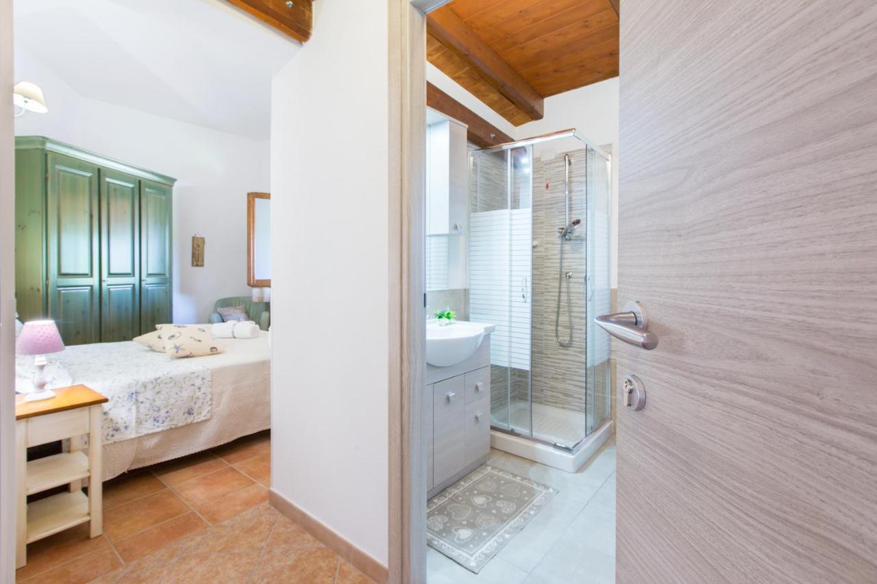 B&B La Vela Chia Εξωτερικό φωτογραφία