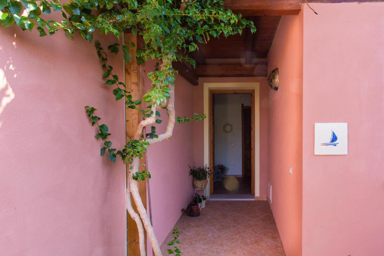 B&B La Vela Chia Εξωτερικό φωτογραφία