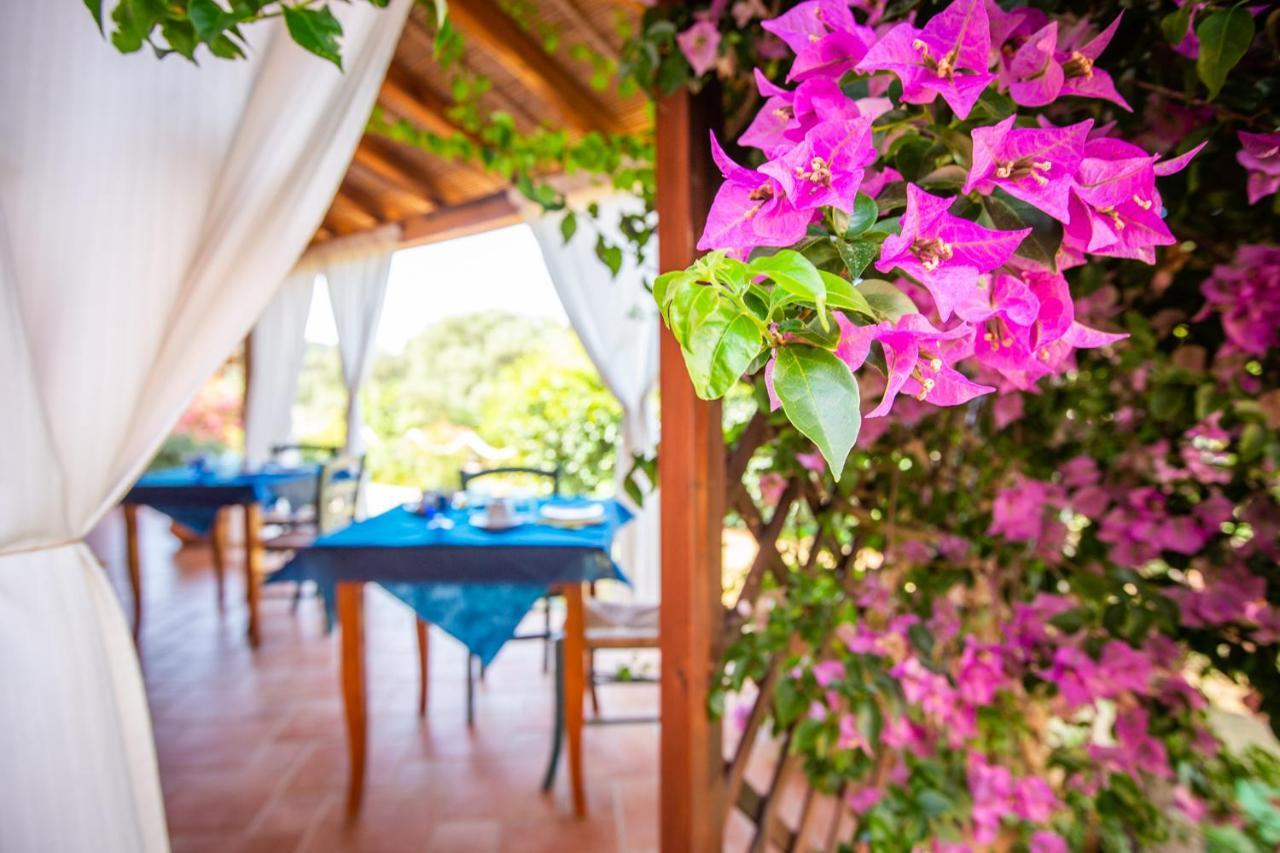 B&B La Vela Chia Εξωτερικό φωτογραφία