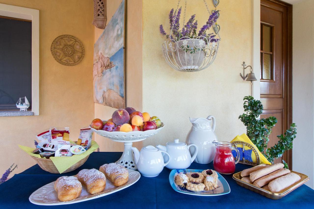 B&B La Vela Chia Εξωτερικό φωτογραφία
